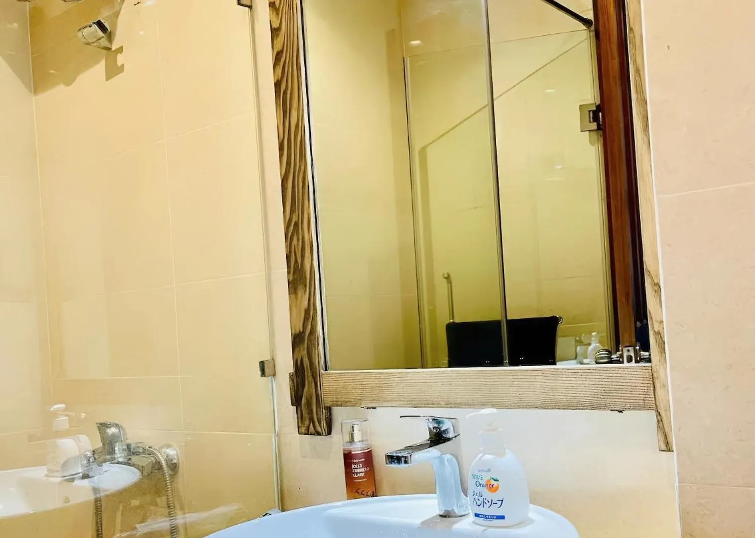 Rainbow Sky Center Tsn Airport Apartment Ho Chi Minh City 0*,  Vietnam
