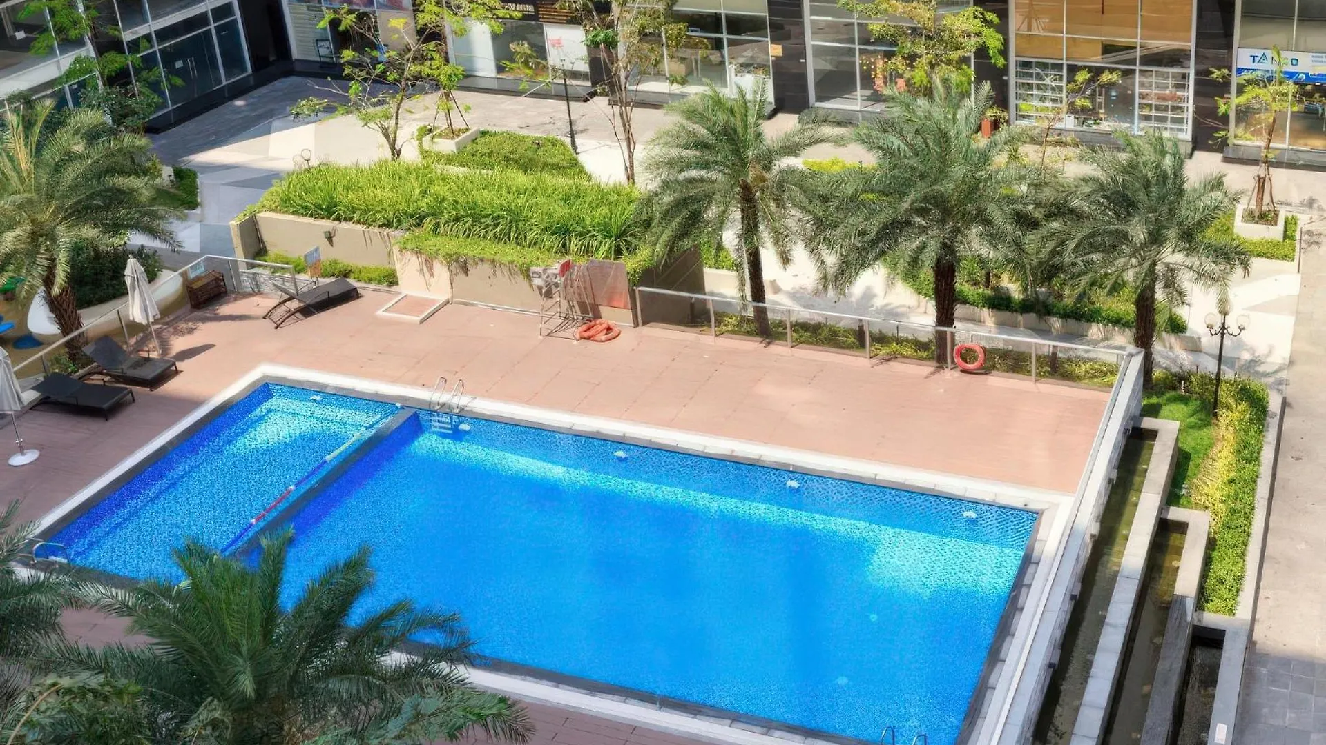Rainbow Sky Center Tsn Airport Apartment Ho Chi Minh City Vietnam