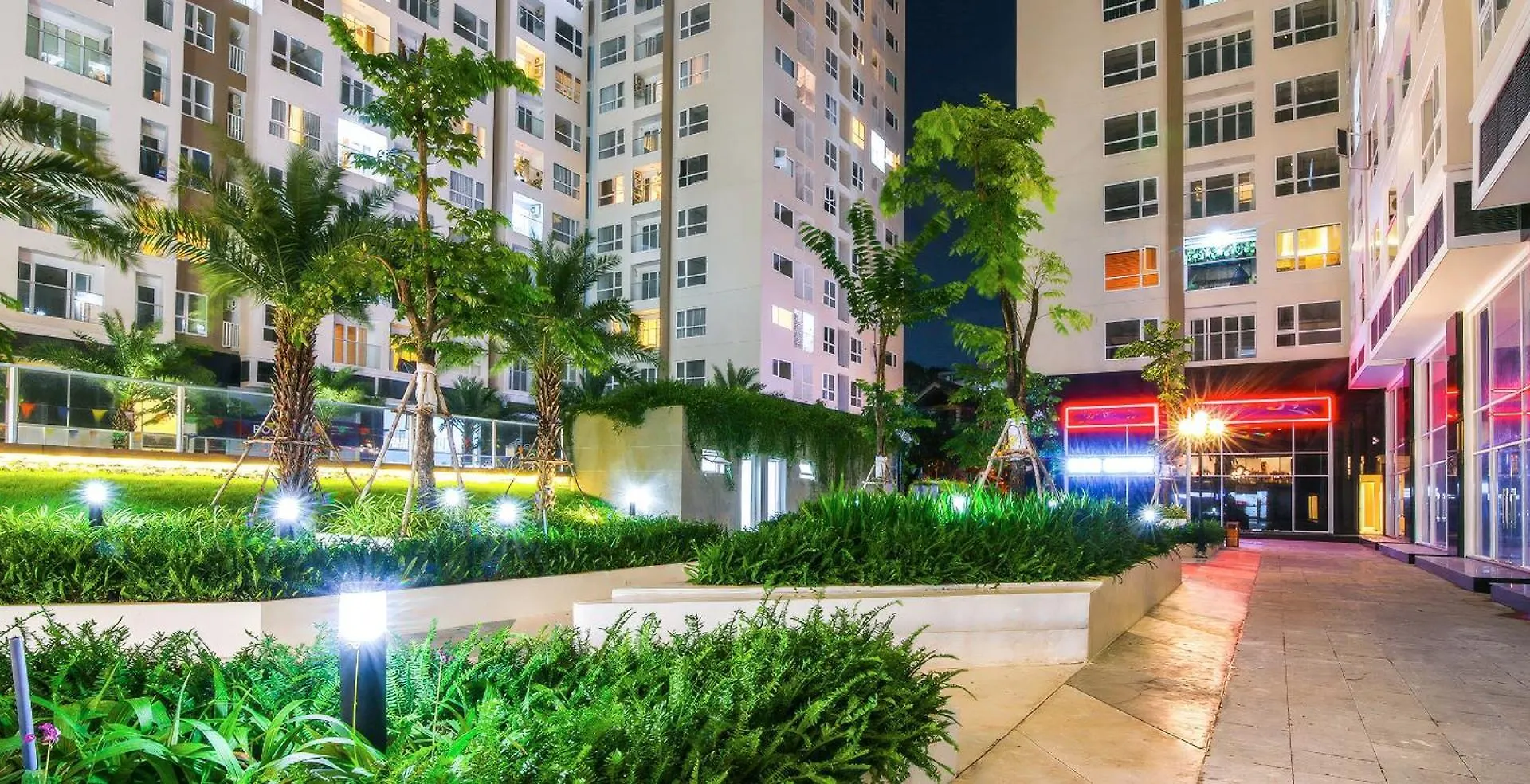 Rainbow Sky Center Tsn Airport Apartment Ho Chi Minh City