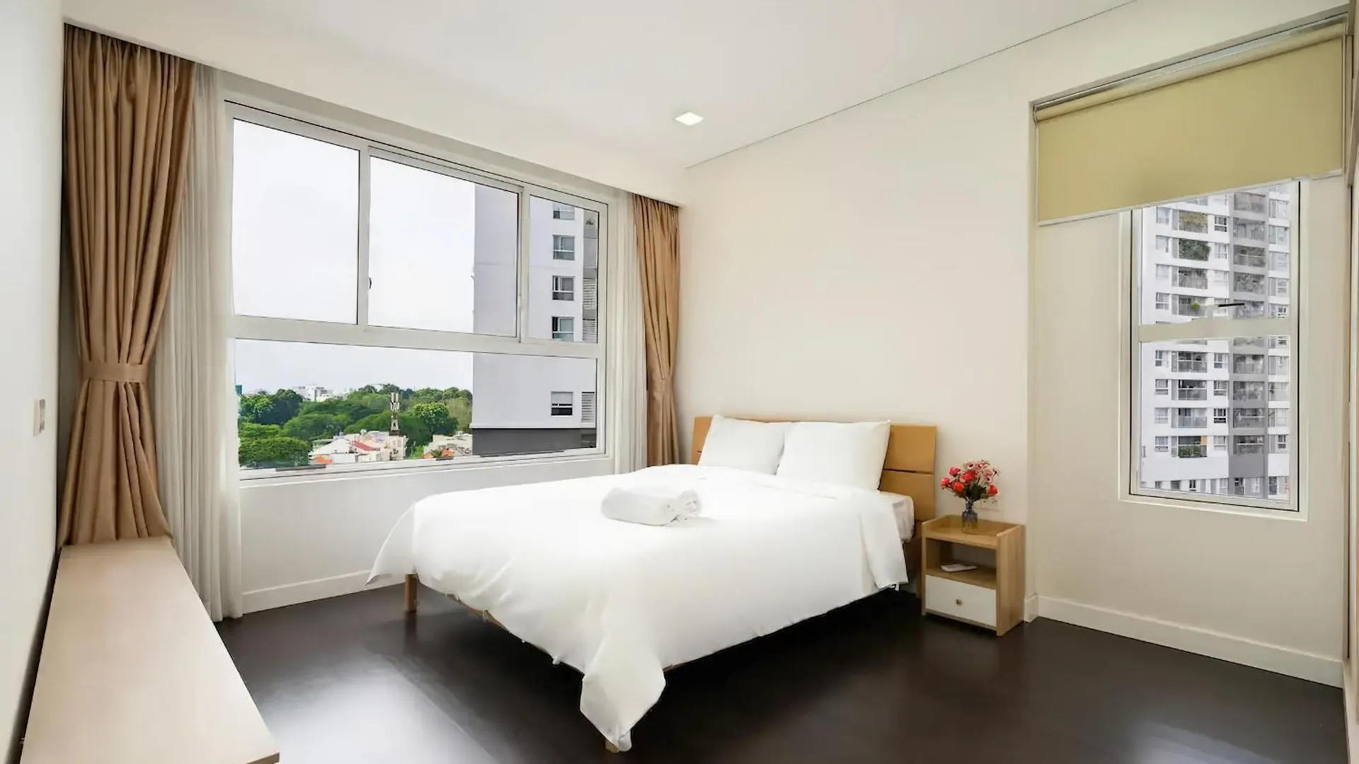 Rainbow Sky Center Tsn Airport Apartment Ho Chi Minh City