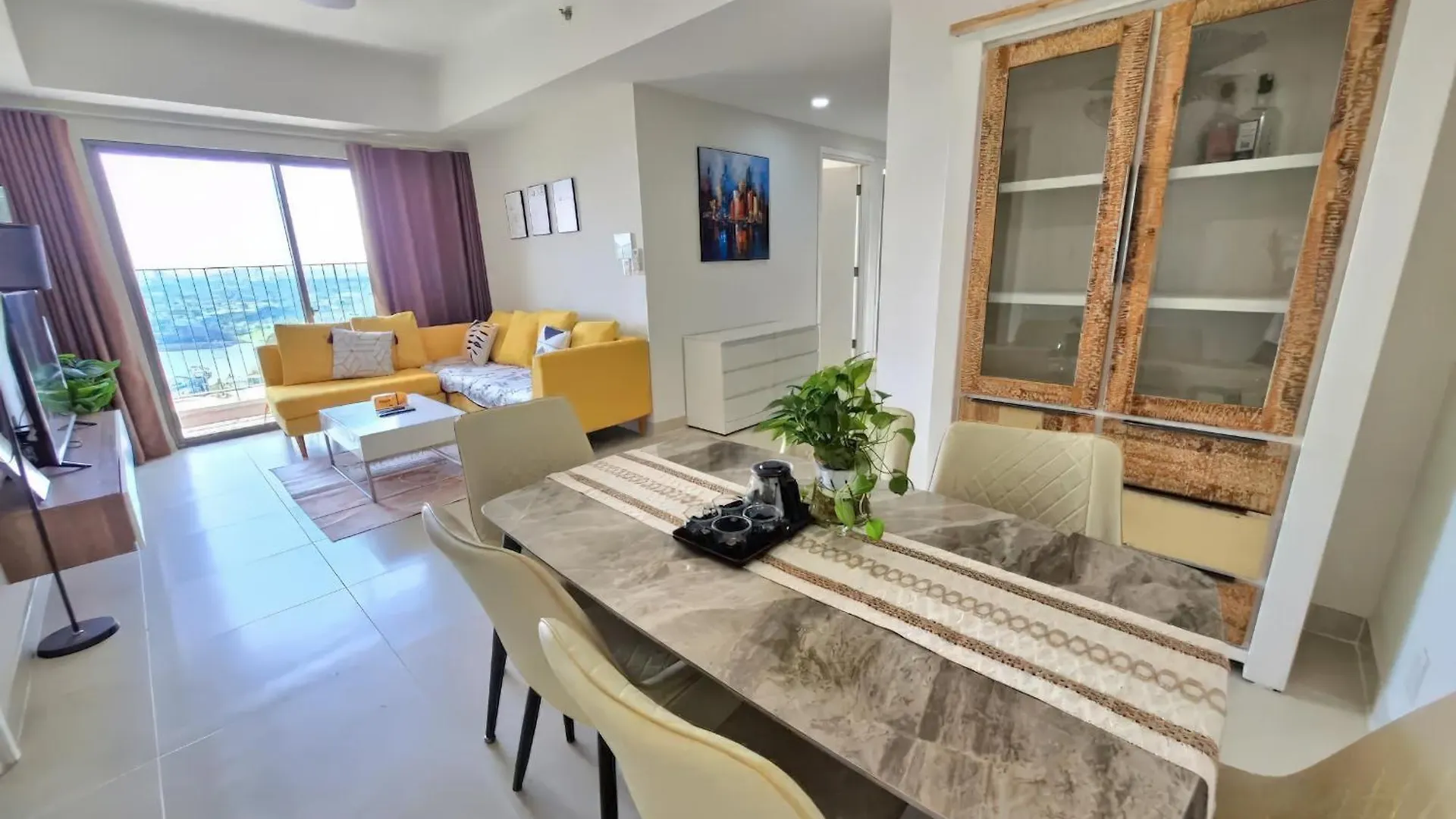 Rainbow Sky Center Tsn Airport Apartment Ho Chi Minh City